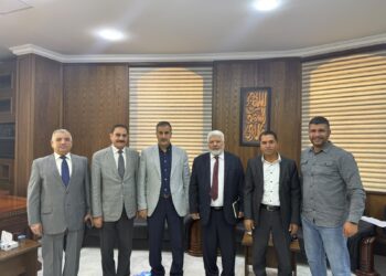 النائب الرحامنة يتابع مطالب أبناء عيرا ويرقا مع محافظ البلقاء